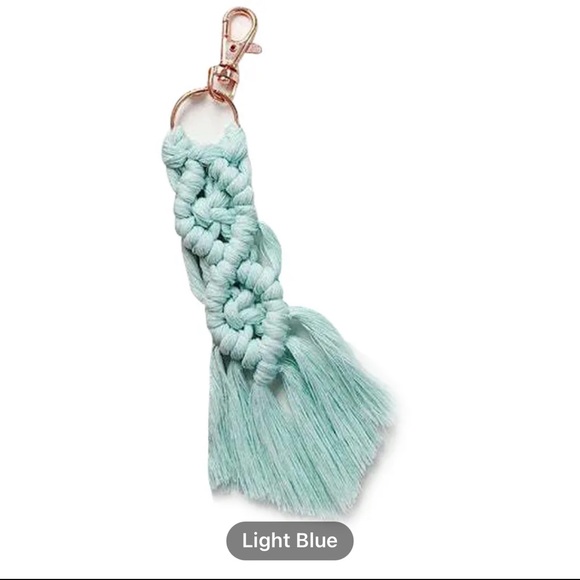 🆕 Fringe Macrame Key Ring Pink - Picture 4 of 4